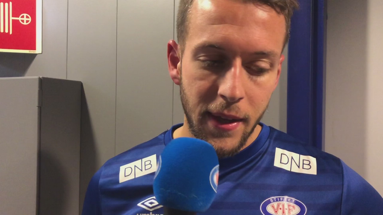 - Vi har klubbemblemet og stoltheten å spille for